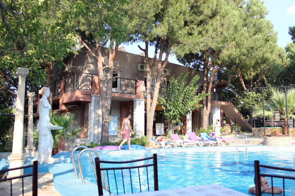 Atillas Getaway Selçuk Exterior foto